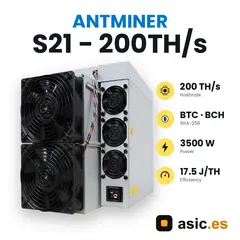 Antminer S21 200 TH/s, vista en ángulo con los ventiladores